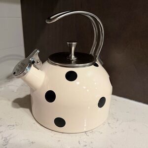 Kate Spade Lenox Art Deco White Black Polka-dot Whistling Tea Kettle 2.5 Quart